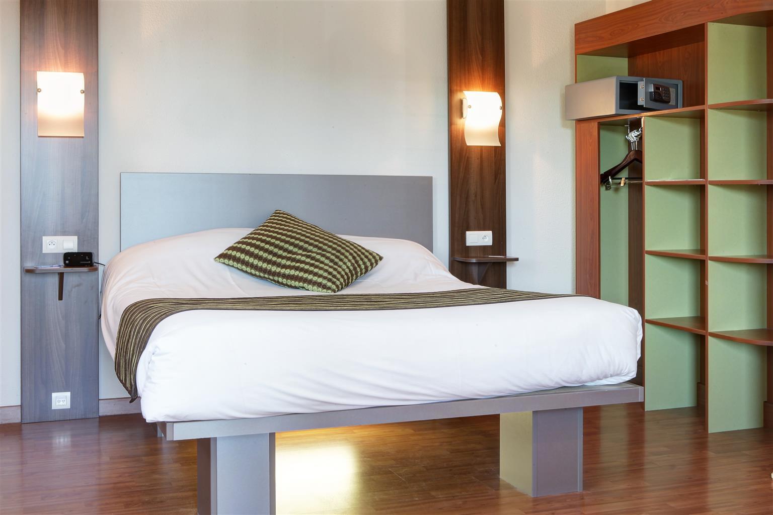 Ibis Styles Toulouse Aeroport Hotel 3*